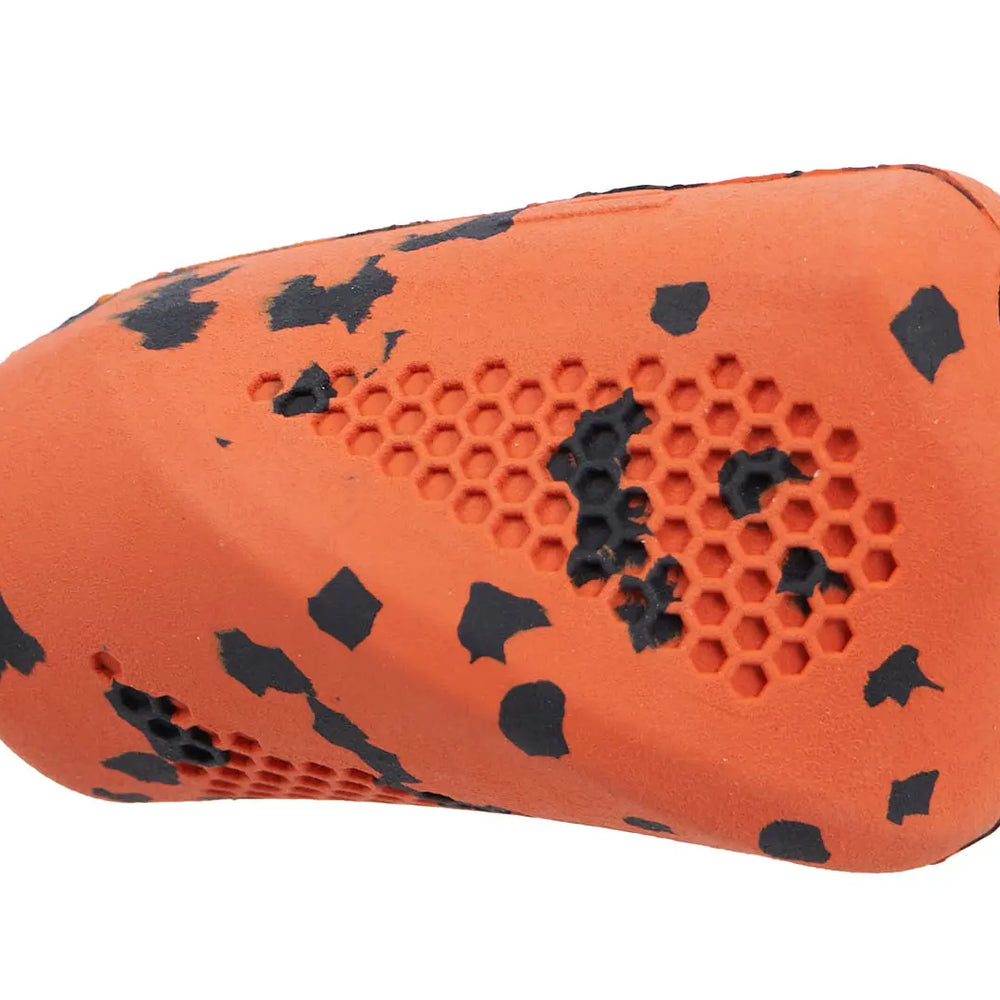 Non-Stop Dog throw toy