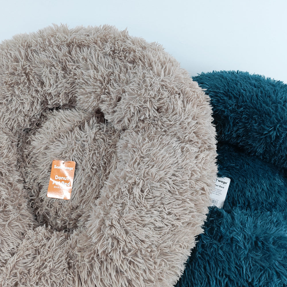 Scallywags  Fluffy Donut Pet Bed 80cm x 26cm