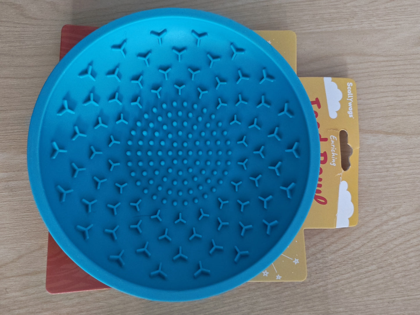 Round Yummy Food Bowl Slow Feeder